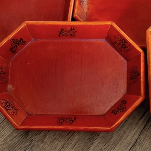 Set of Wooden Trays - Picture 5 of 7